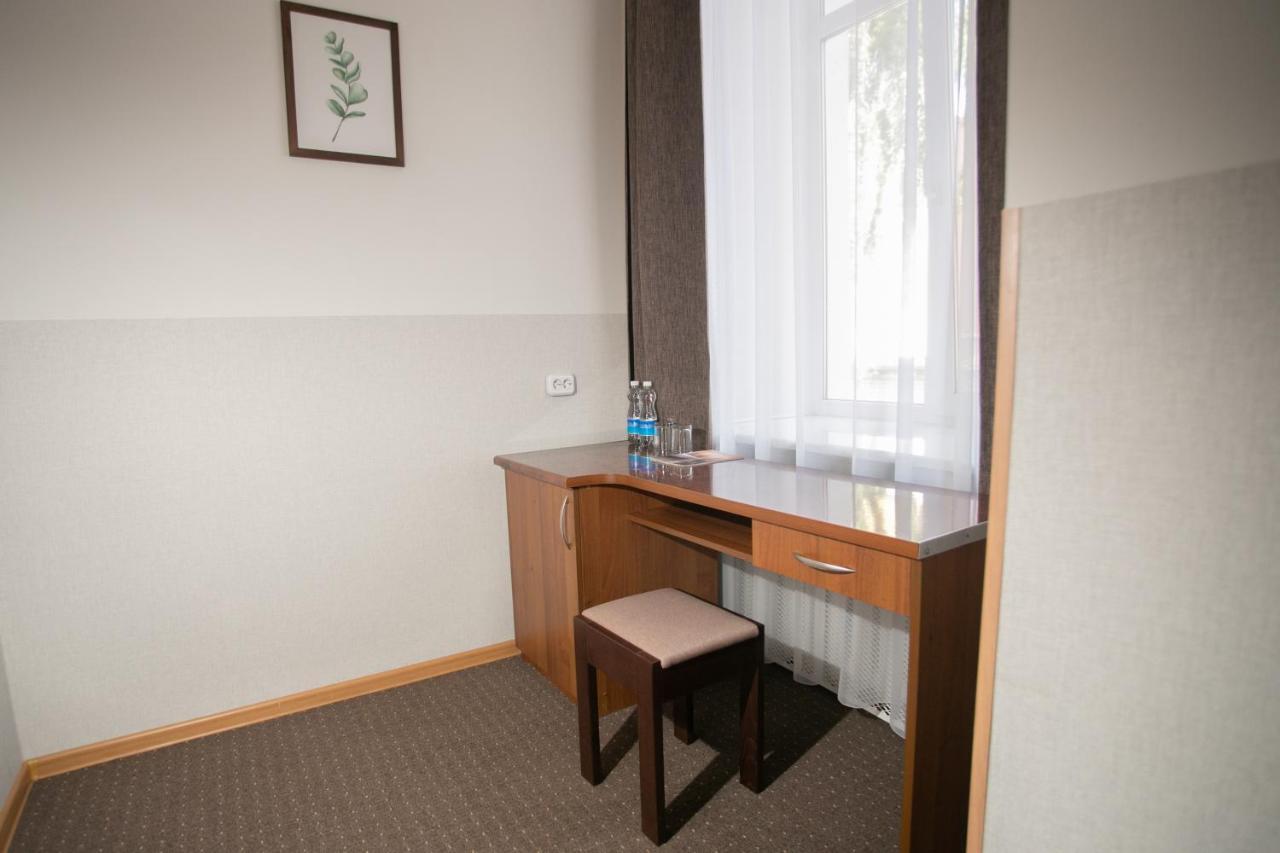 Molodezhnaya Hotel ブレスト エクステリア 写真