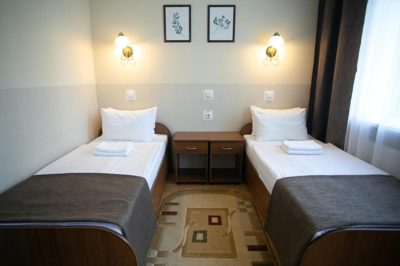 Molodezhnaya Hotel ブレスト エクステリア 写真