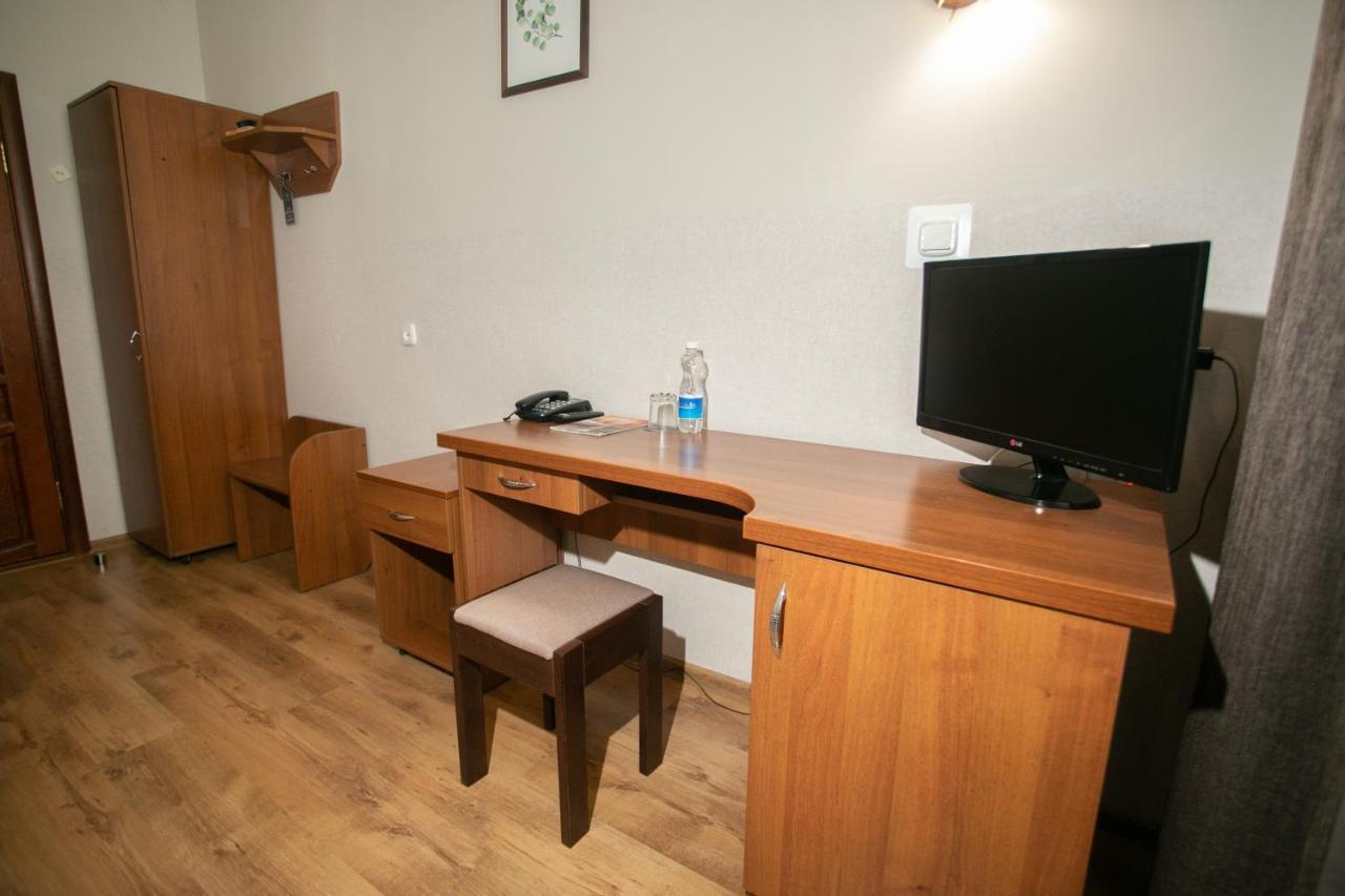 Molodezhnaya Hotel ブレスト エクステリア 写真