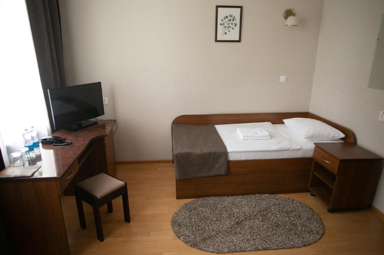 Molodezhnaya Hotel ブレスト エクステリア 写真
