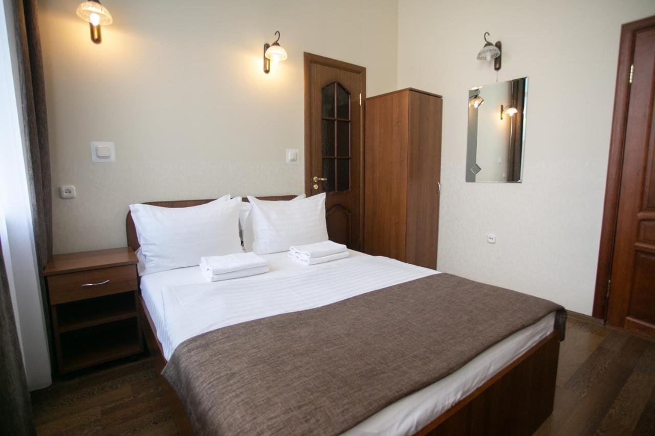 Molodezhnaya Hotel ブレスト エクステリア 写真